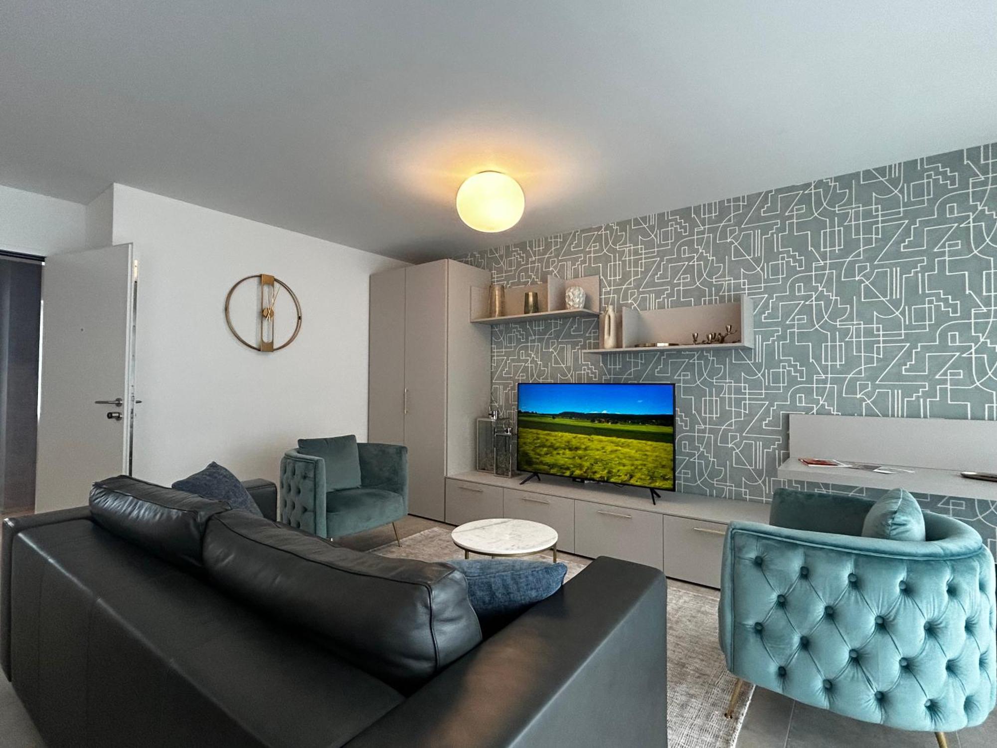 Family Apartment, Near The Beach Whit Private Park Локарно Екстериор снимка